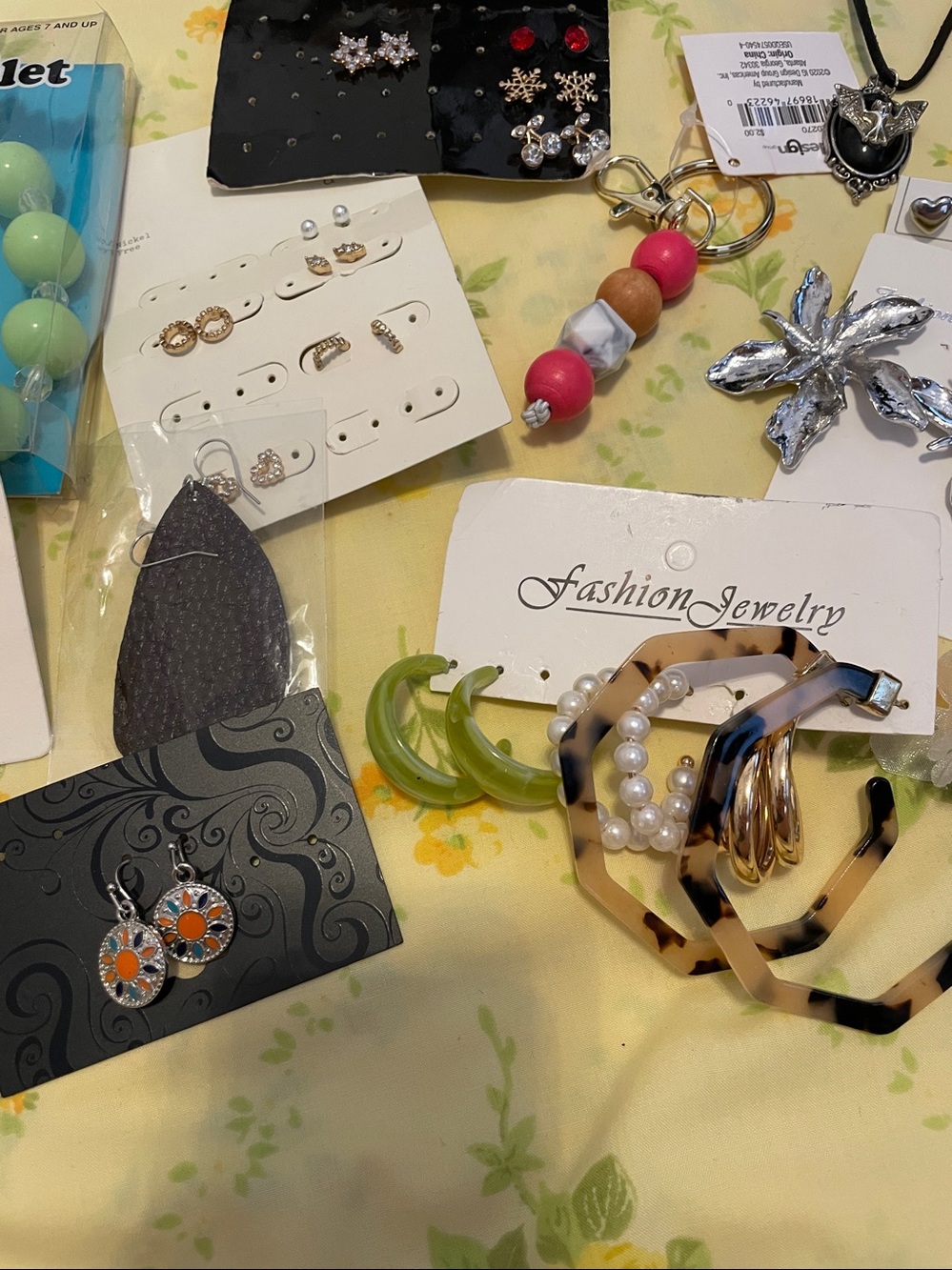 Jewelry Bundle - Picture 3 of 5